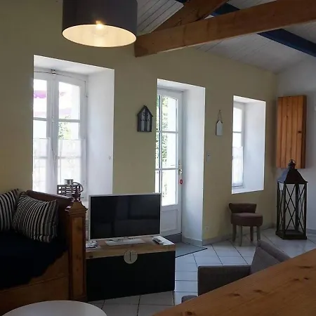 Maison Charmante 6 Pers, Jardin Clos, Tv Et Wifi, Proche Commerces Et Plage, Petit Chien Accepté. - Fr-1-224b-165 * L'Epine (Vendee)