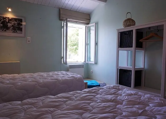 Maison Charmante 6 Pers, Jardin Clos, Tv Et Wifi, Proche Commerces Et Plage, Petit Chien Accepte. - Fr-1-224b-165 度假居 *